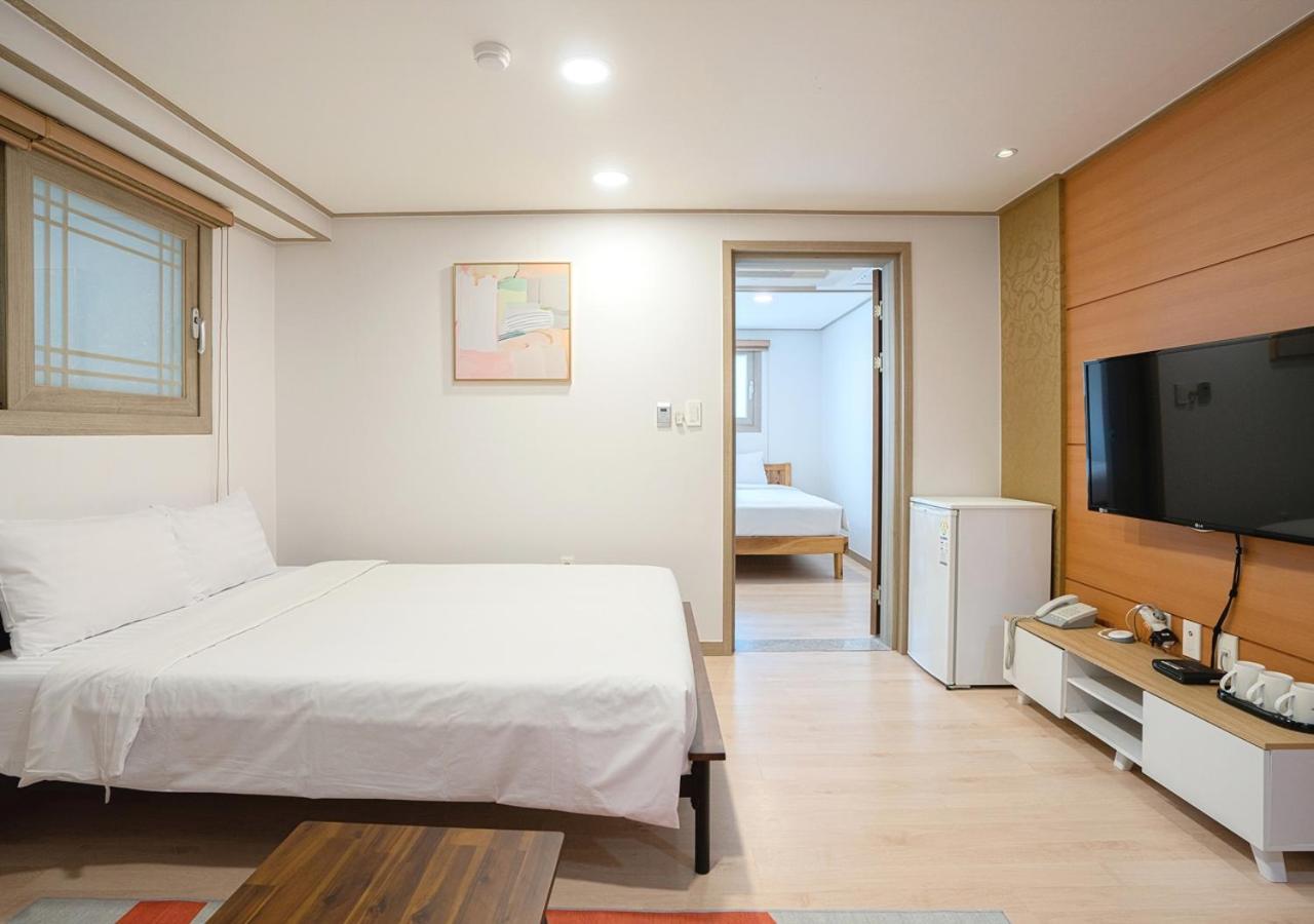 J2 Family Hotel Jeju Dış mekan fotoğraf