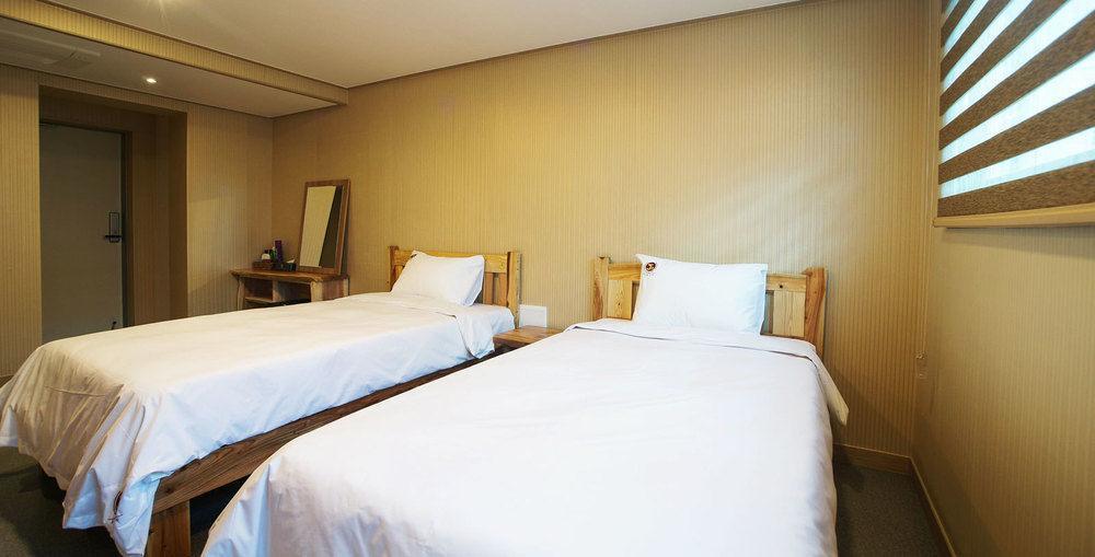 J2 Family Hotel Jeju Dış mekan fotoğraf