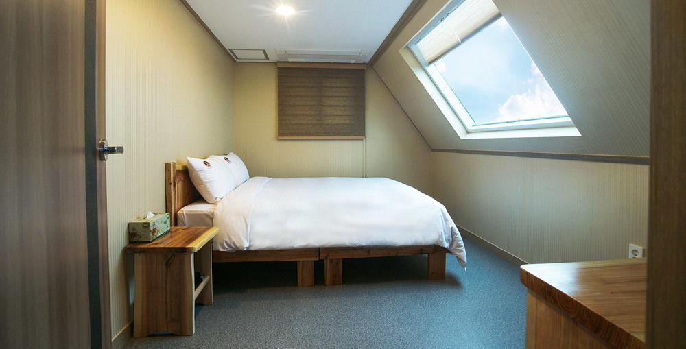 J2 Family Hotel Jeju Dış mekan fotoğraf